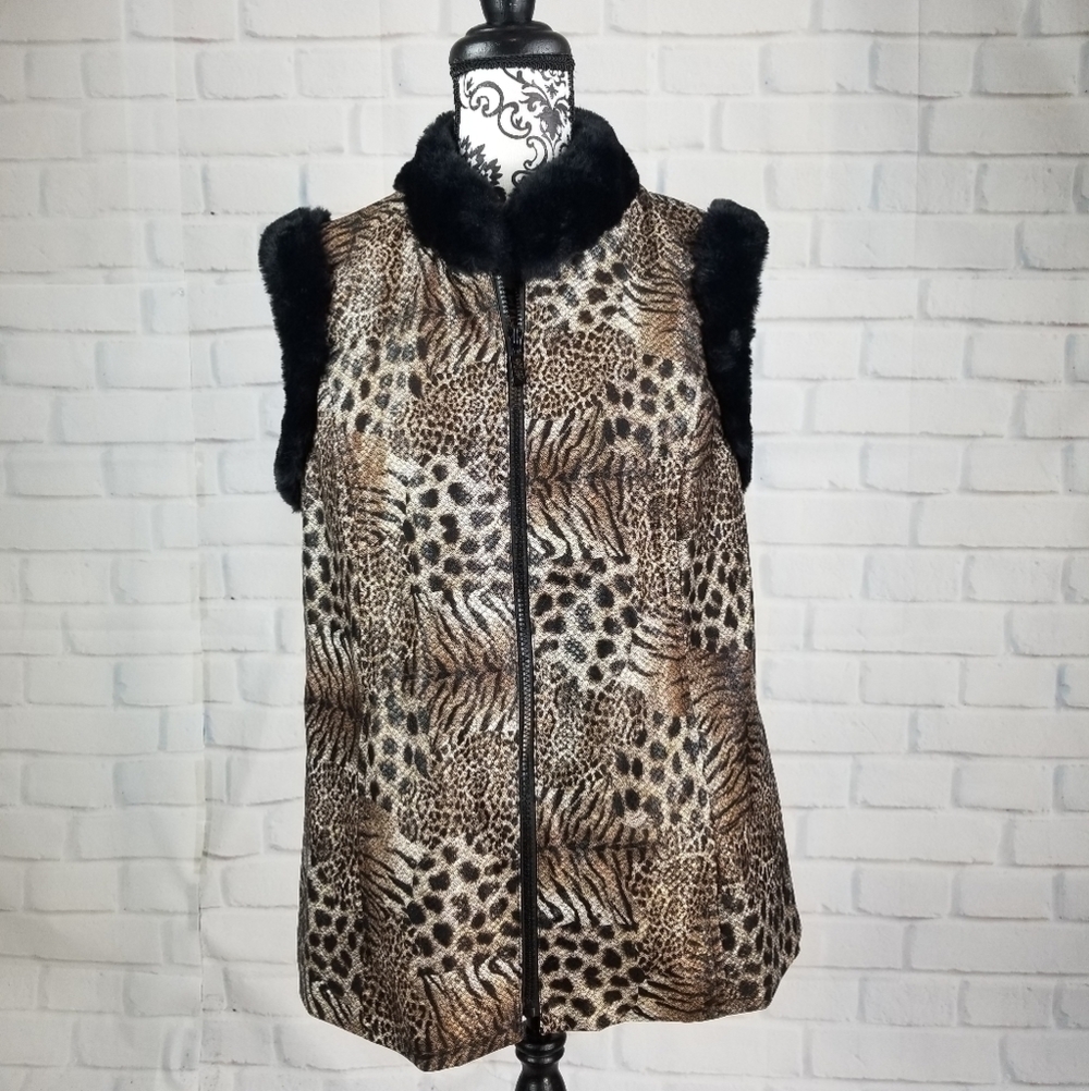 Bob Mackie size small animal print zip front vest